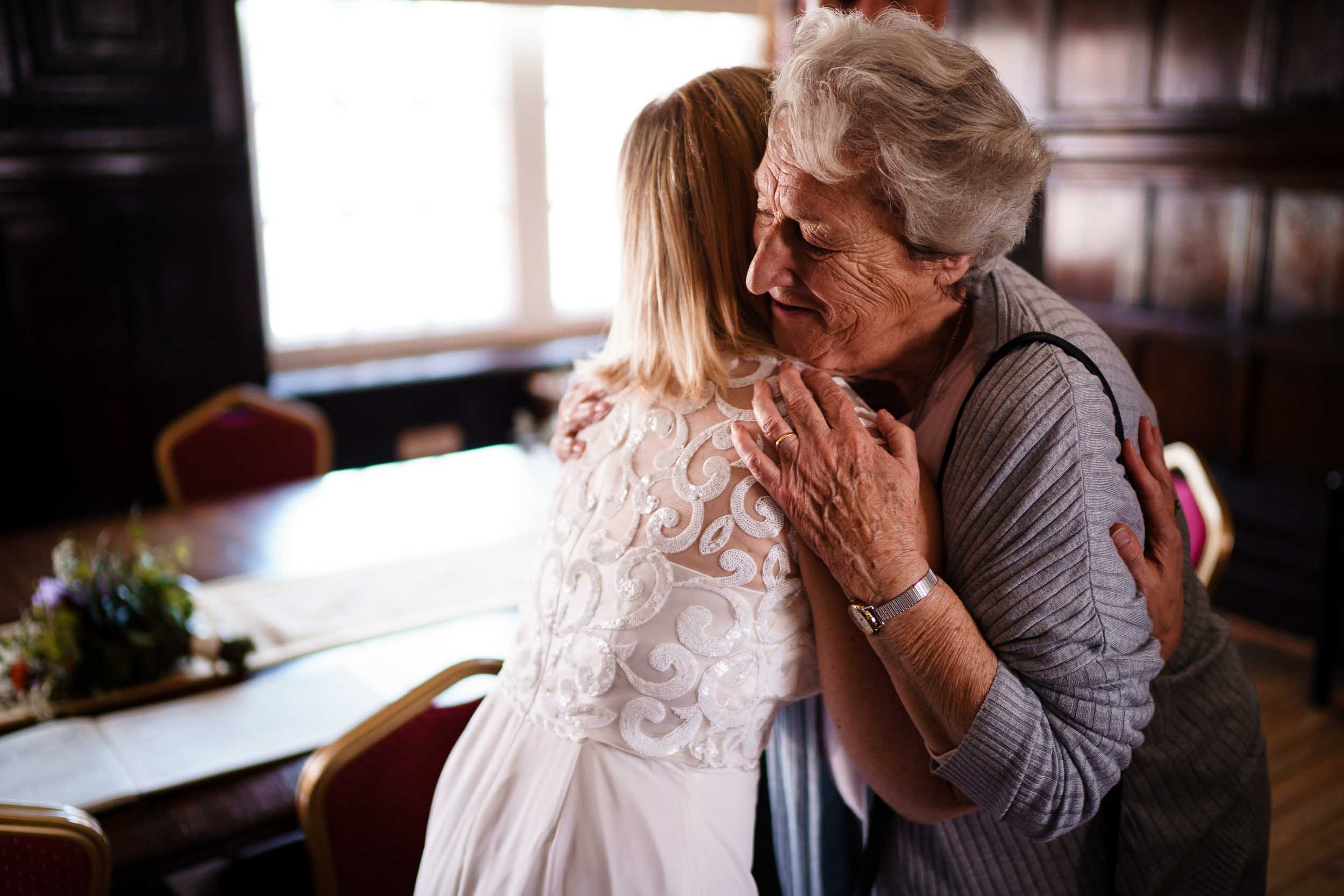 Hereford Elopement Photography - A wedding in Herefordshire