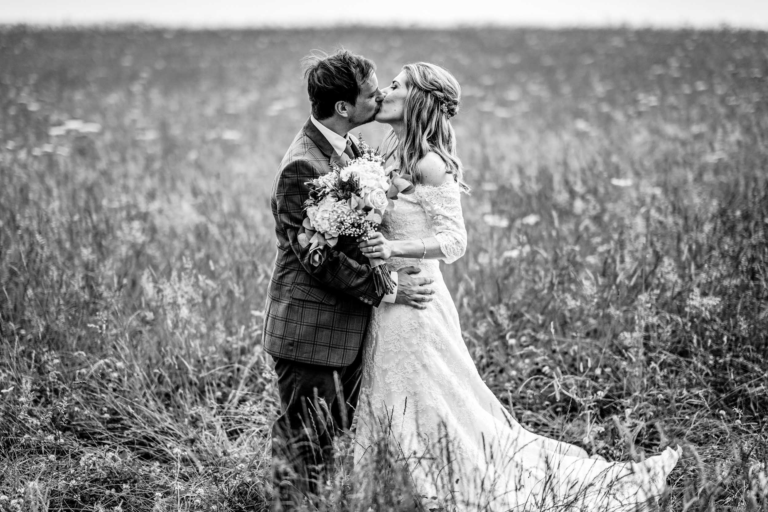 Cripps Barn wedding photography - Cotswolds wedding photographer