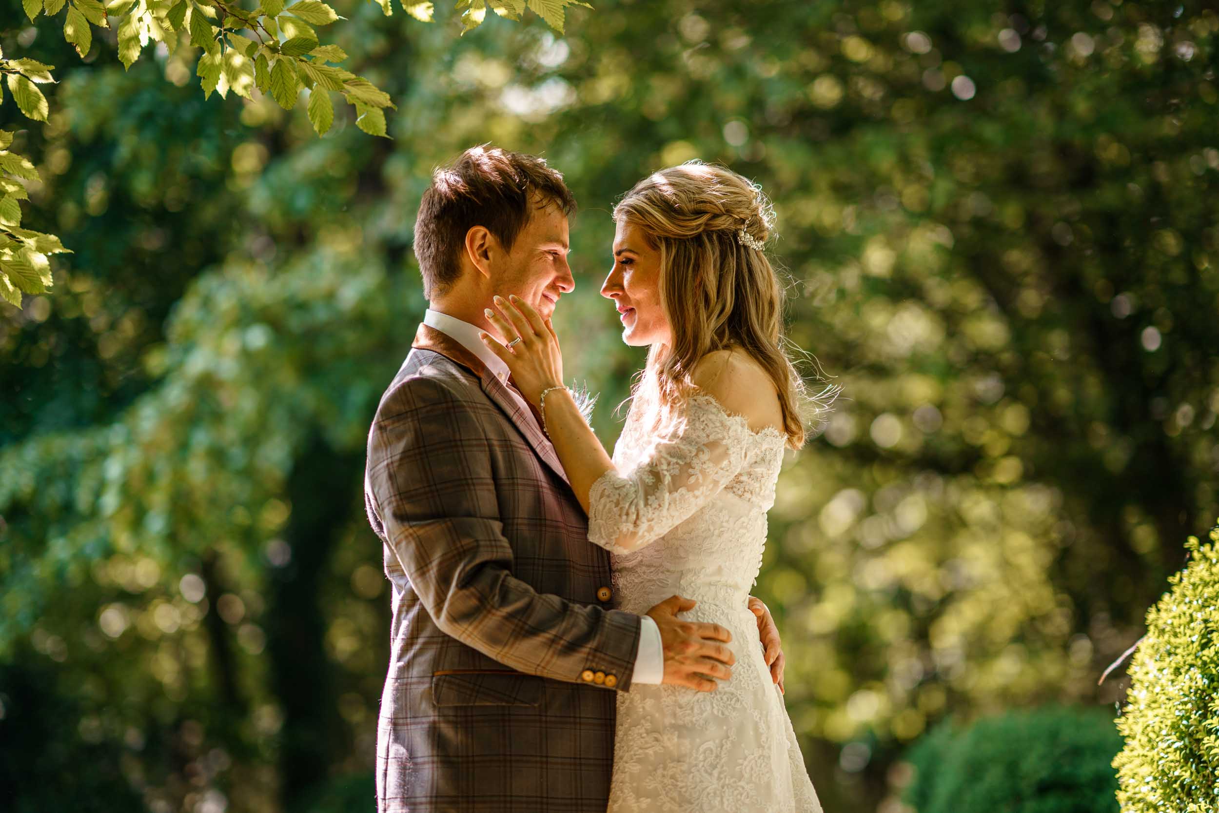 Cripps Barn wedding photography - Cotswolds wedding photographer