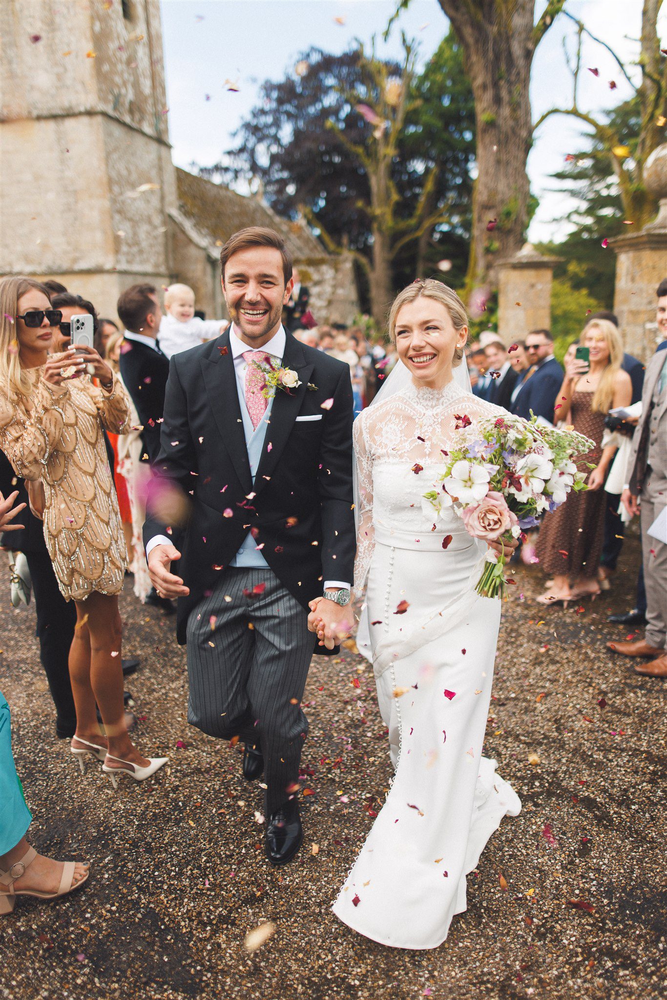 Cotswolds Marquee Wedding Photography \ Notgrove in the Cotswolds.
