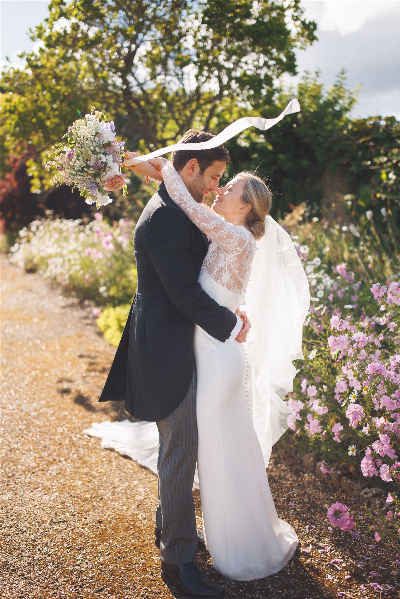 Cotswolds Marquee Wedding Photography \ Notgrove in the Cotswolds.