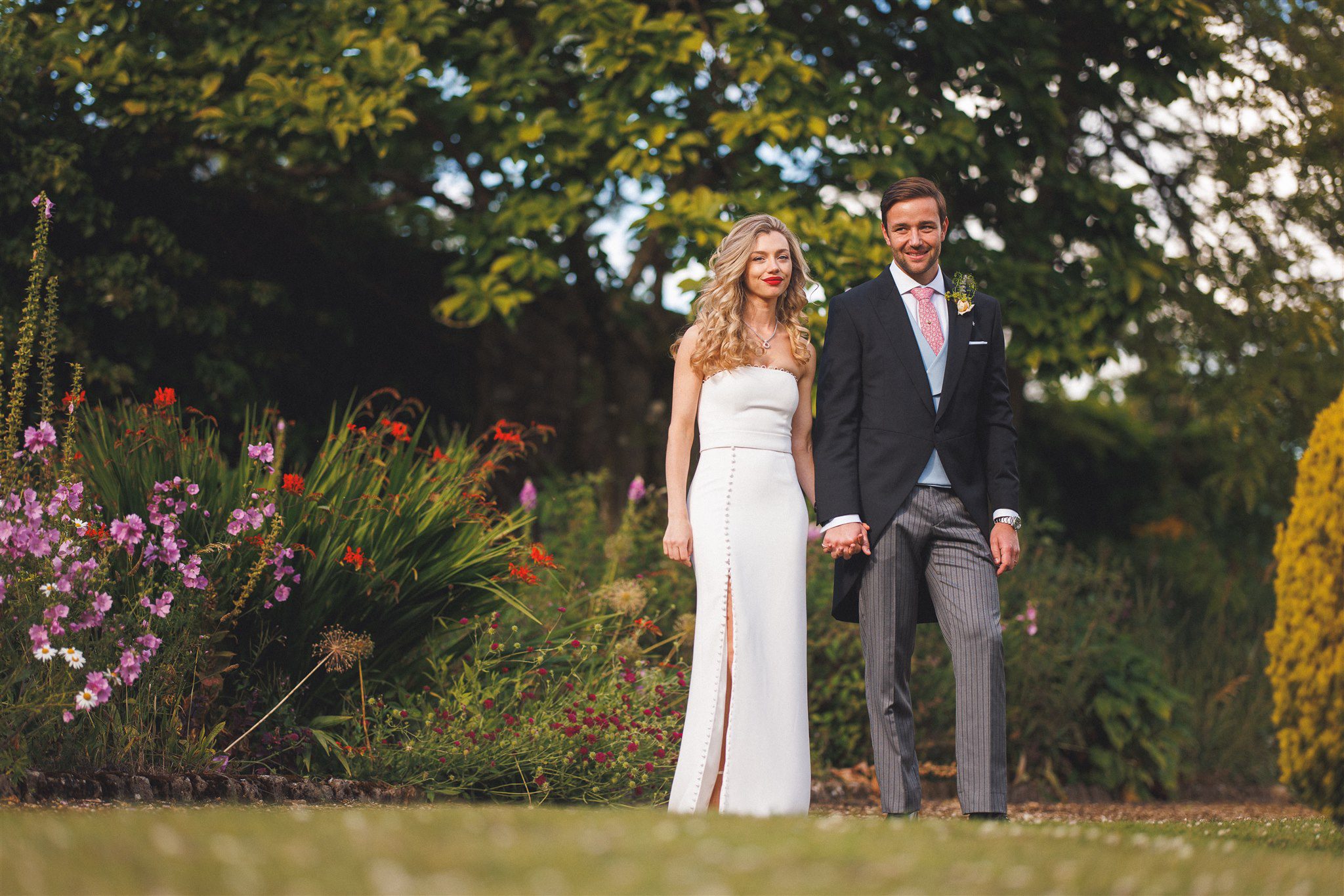 Cotswolds Marquee Wedding Photography \ Notgrove in the Cotswolds.