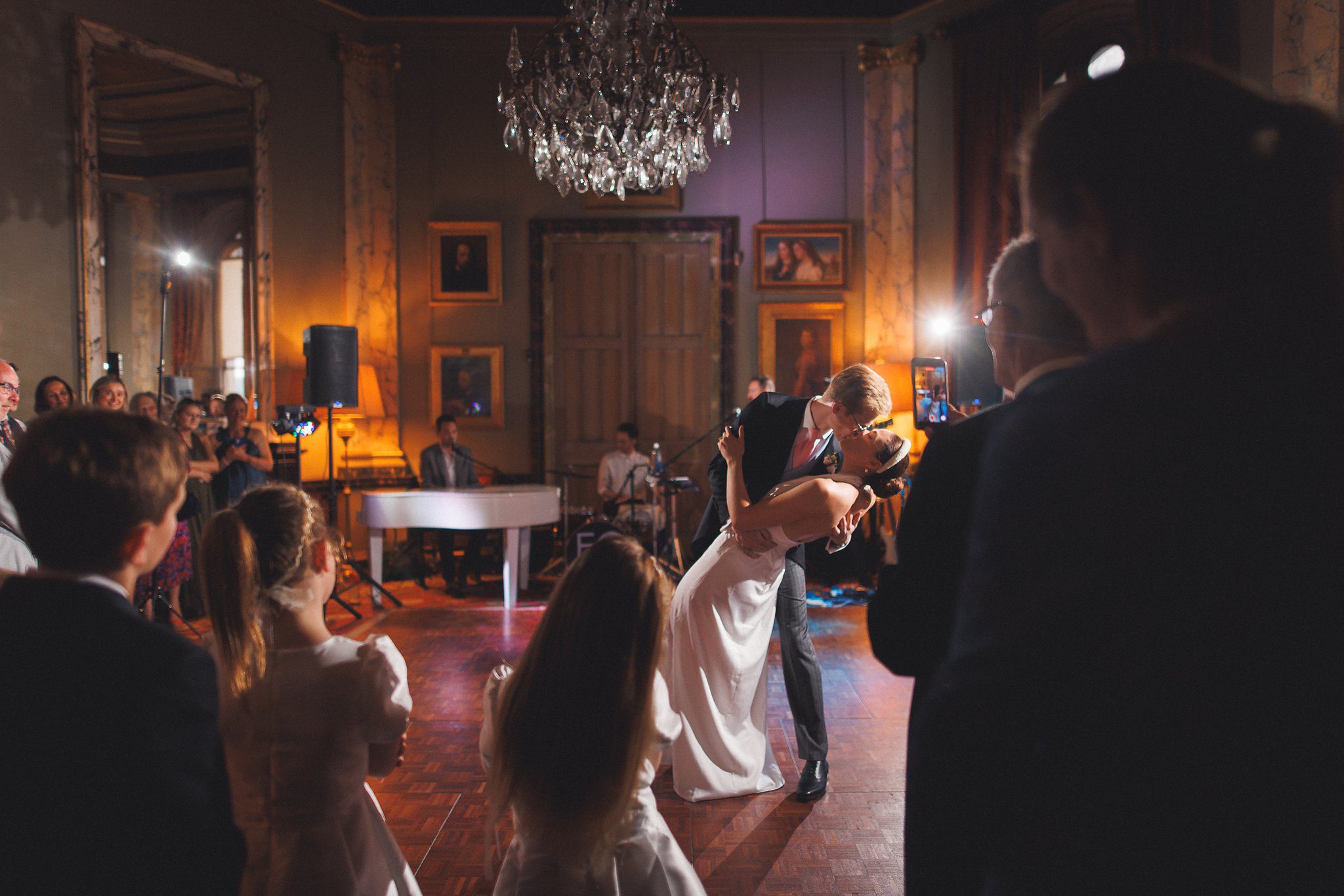 Lucinda and Tom’s first dance